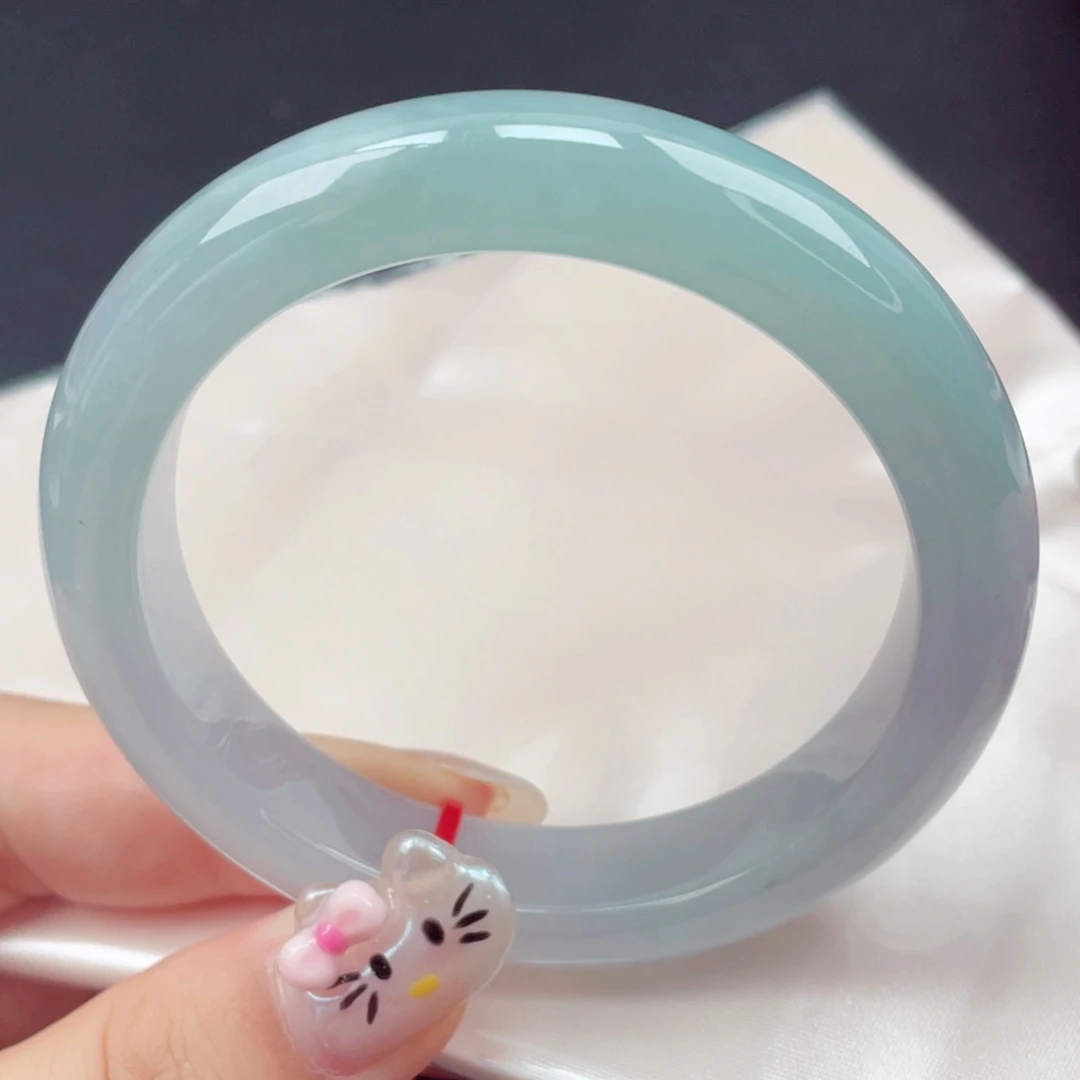 翡翠未镶嵌手镯57圈口