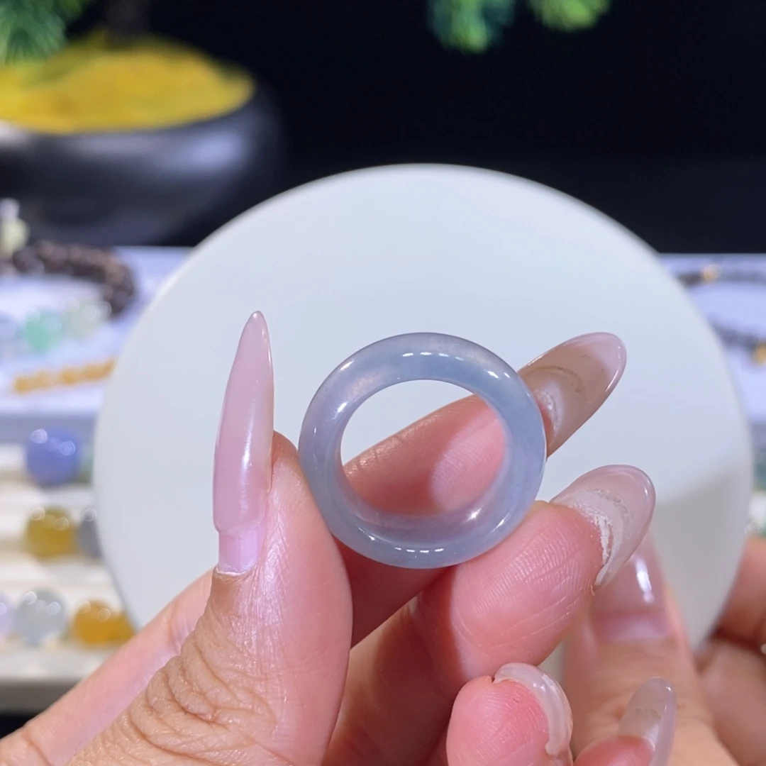 翡翠未镶嵌颈饰翡翠高冰蓝底戒圈