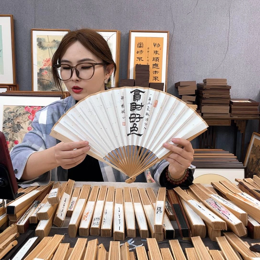 国画10寸玉竹-纯手绘-文玩扇骨（默认粘好）