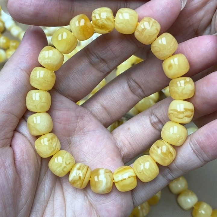 琥珀未镶嵌珠宝奇石11