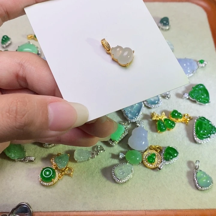 颈饰未镶嵌翡翠111111111