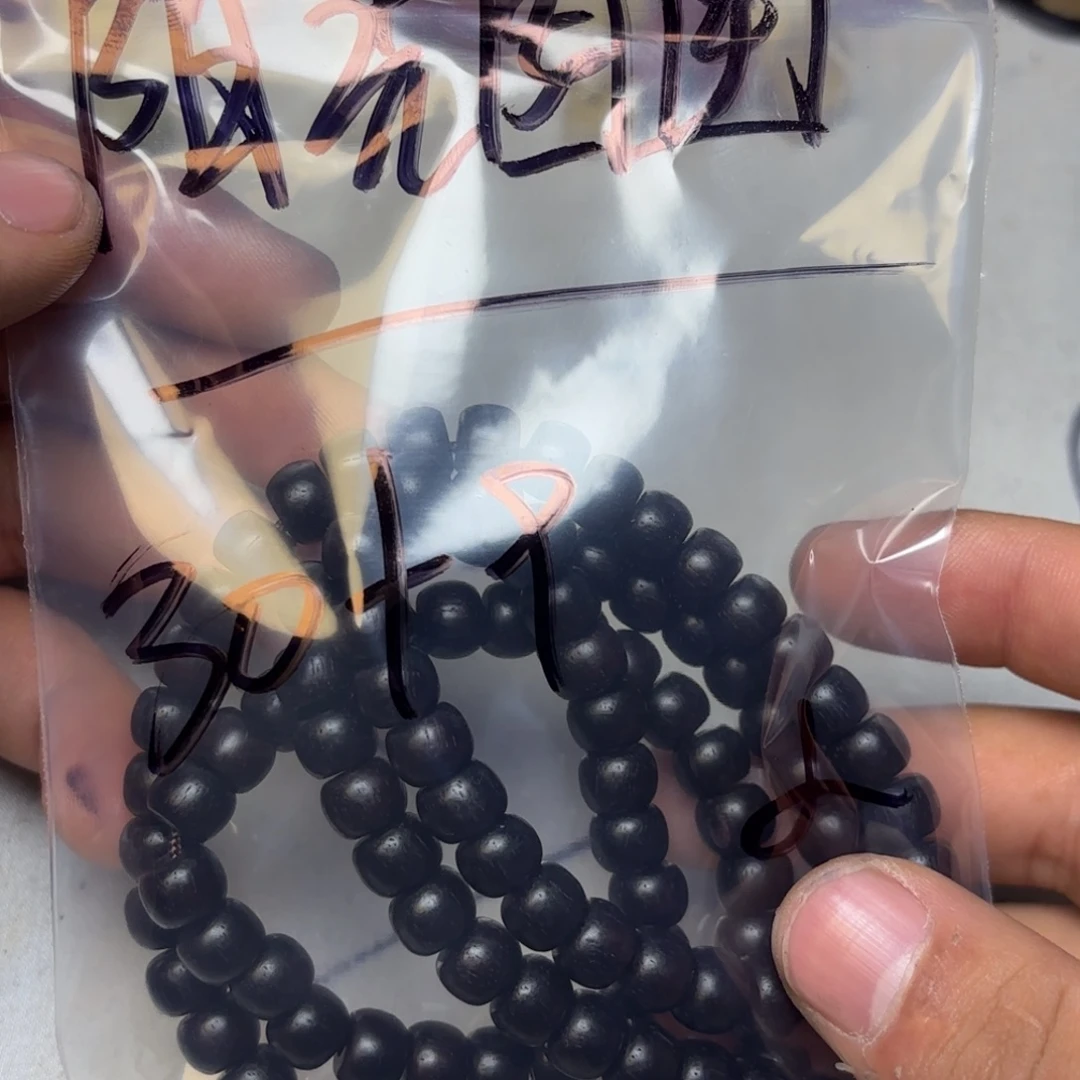 *****泥塑藏地金刚菩提念珠