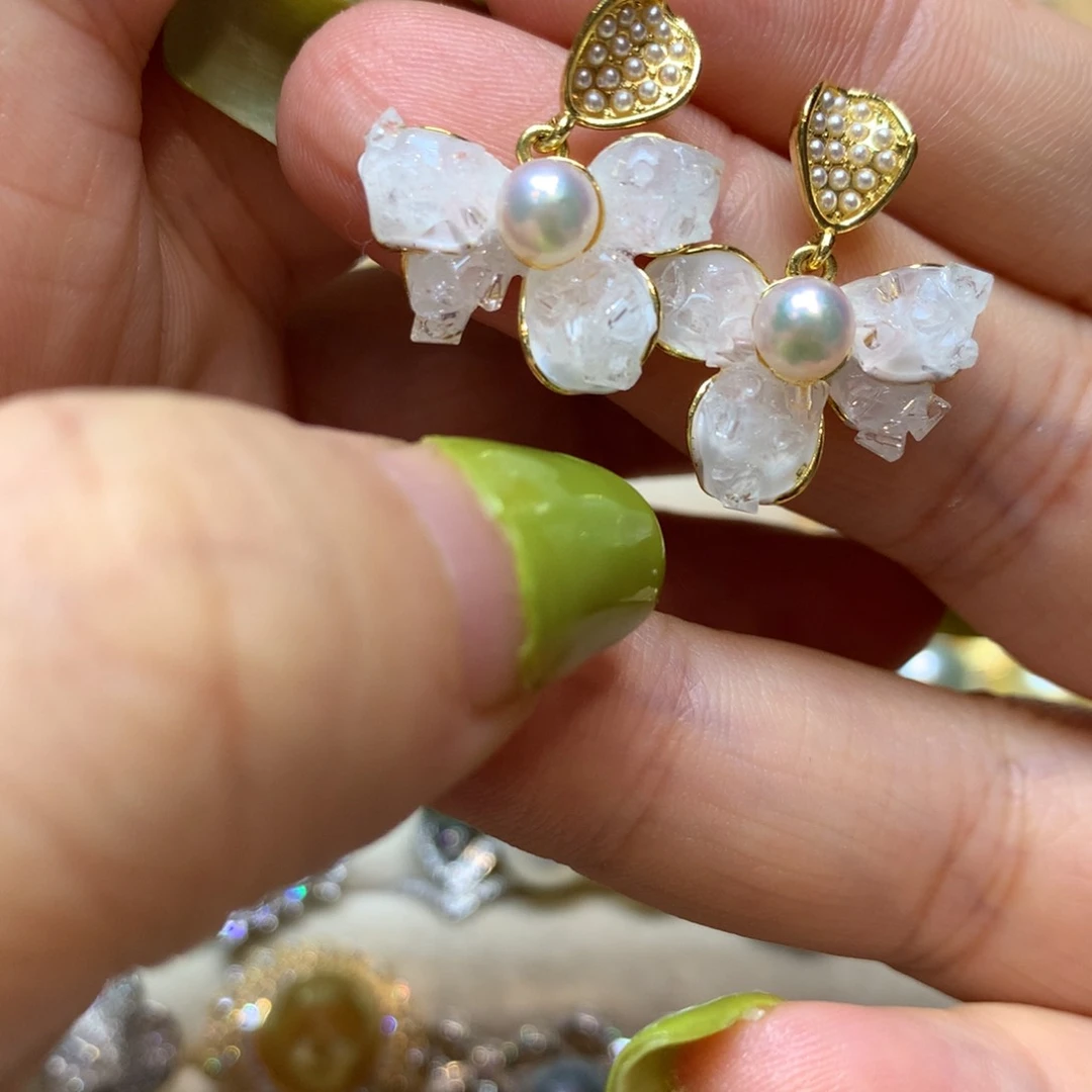未镶嵌海水珍珠耳饰