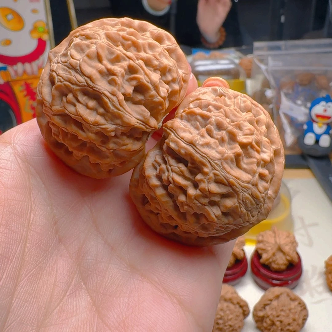 核桃把件42全品宫灯