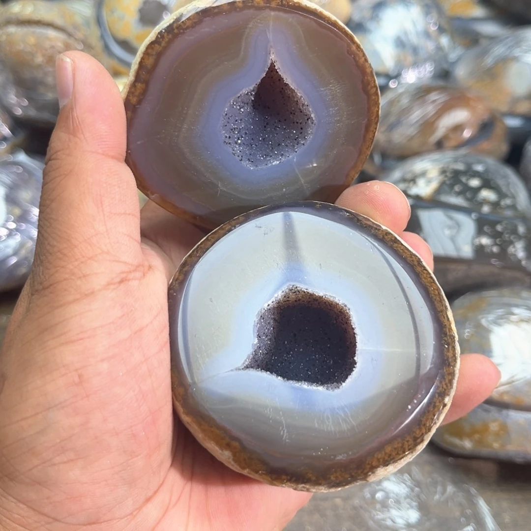 未镶嵌水晶大型摆件（非配饰）