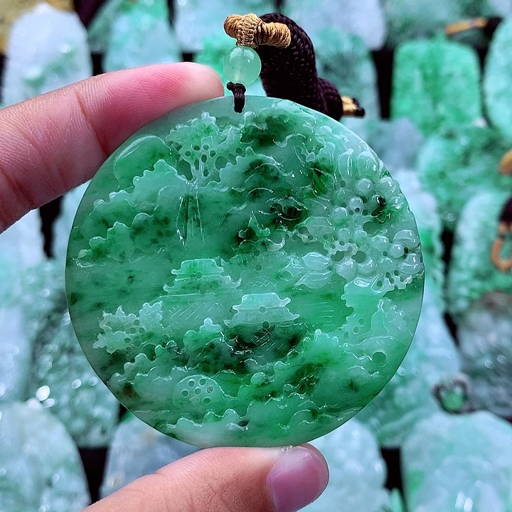 吊坠(不含链)未镶嵌翡翠