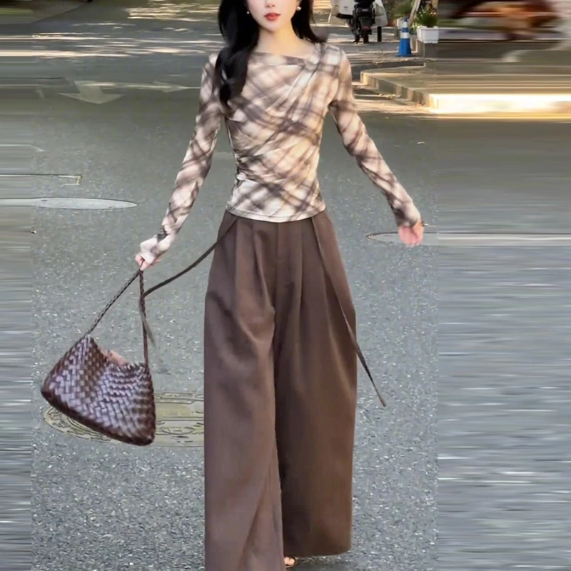 秋装减龄穿搭一整套女轻奢高级感时尚条纹撞色上衣阔腿裤两件套装