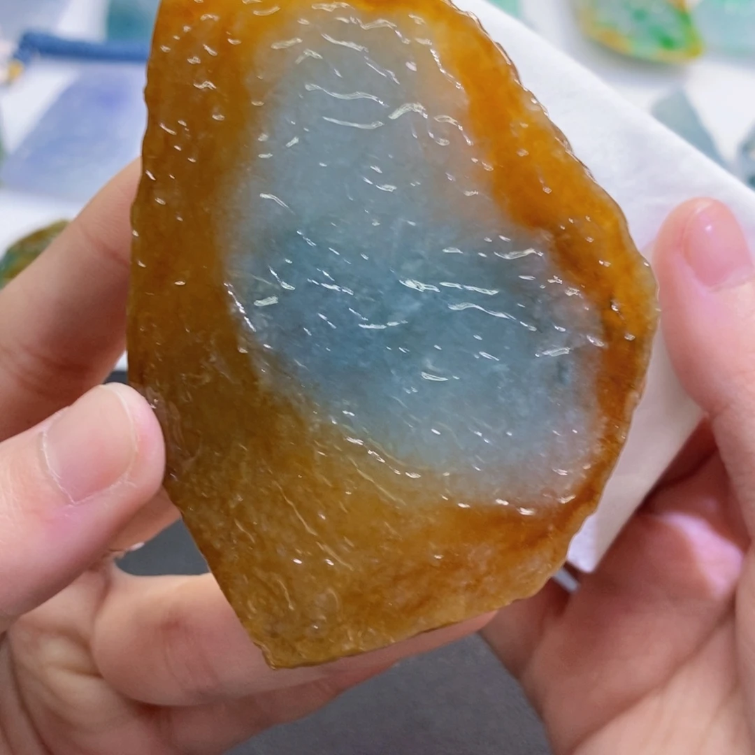 【闪购商品】翡翠吊坠(不含链)未镶嵌67879