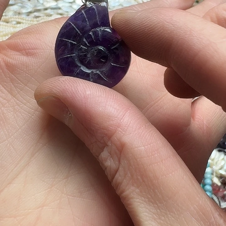 玛瑙/玉髓未镶嵌珠宝半成品一个24mm紫水晶吊坠