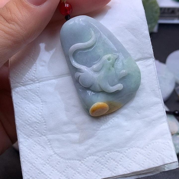 翡翠未镶嵌颈饰福利