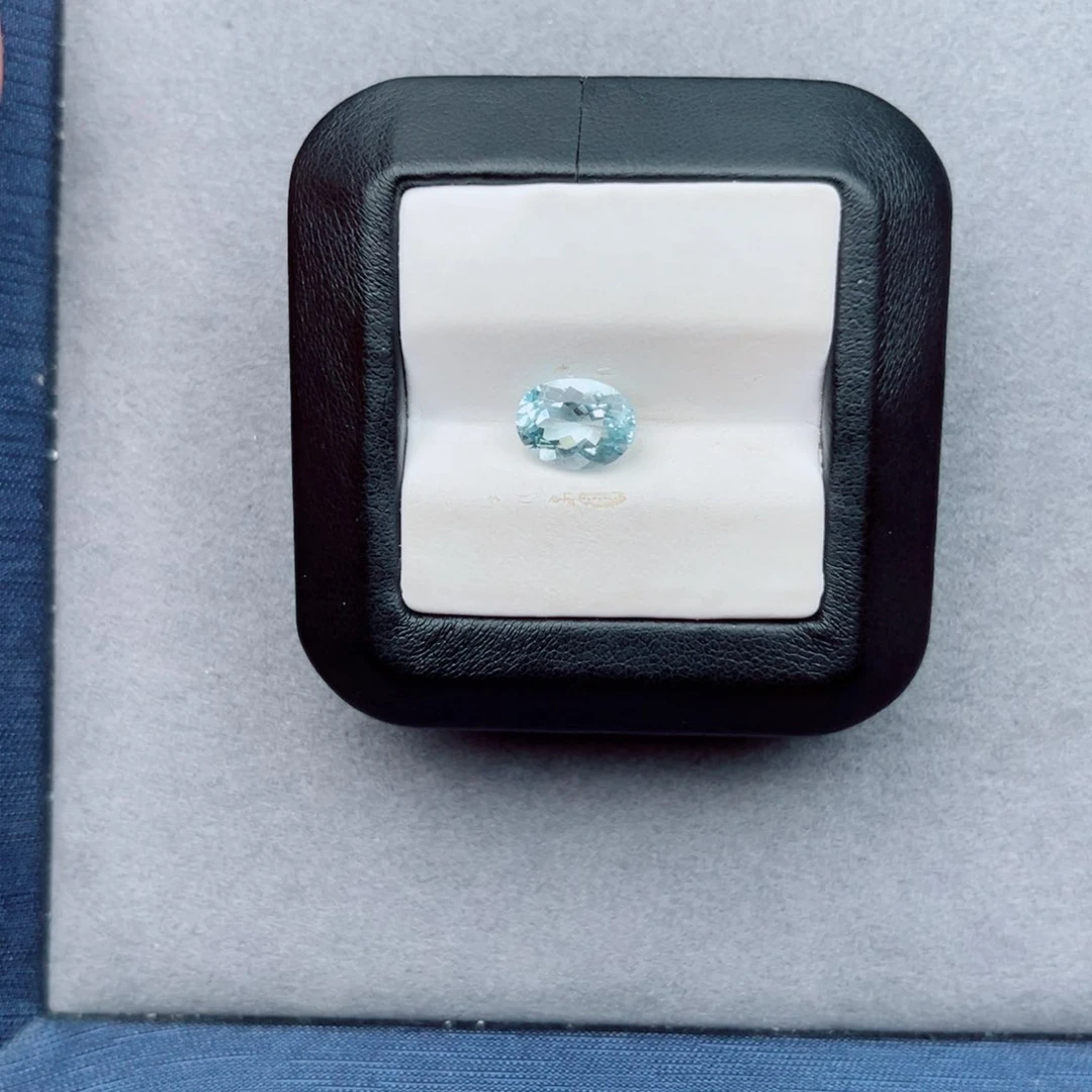 海蓝宝石裸石未镶嵌天然全净无瑕2.15CT