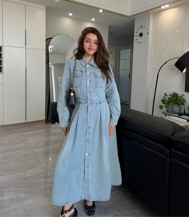 长袖牛仔连衣裙女气质修身显瘦高腰休闲风格（送腰带）