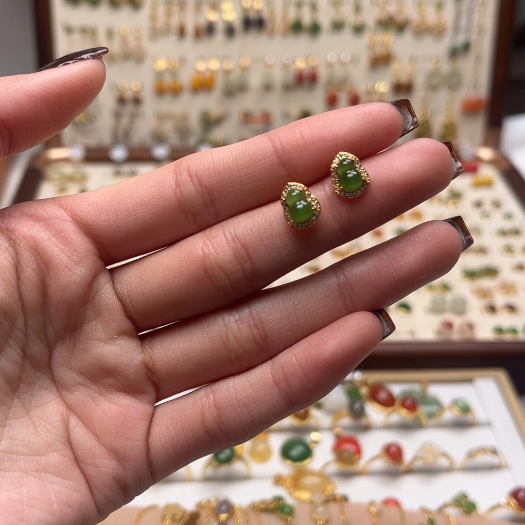 和田玉银S925镀金镶嵌耳坠