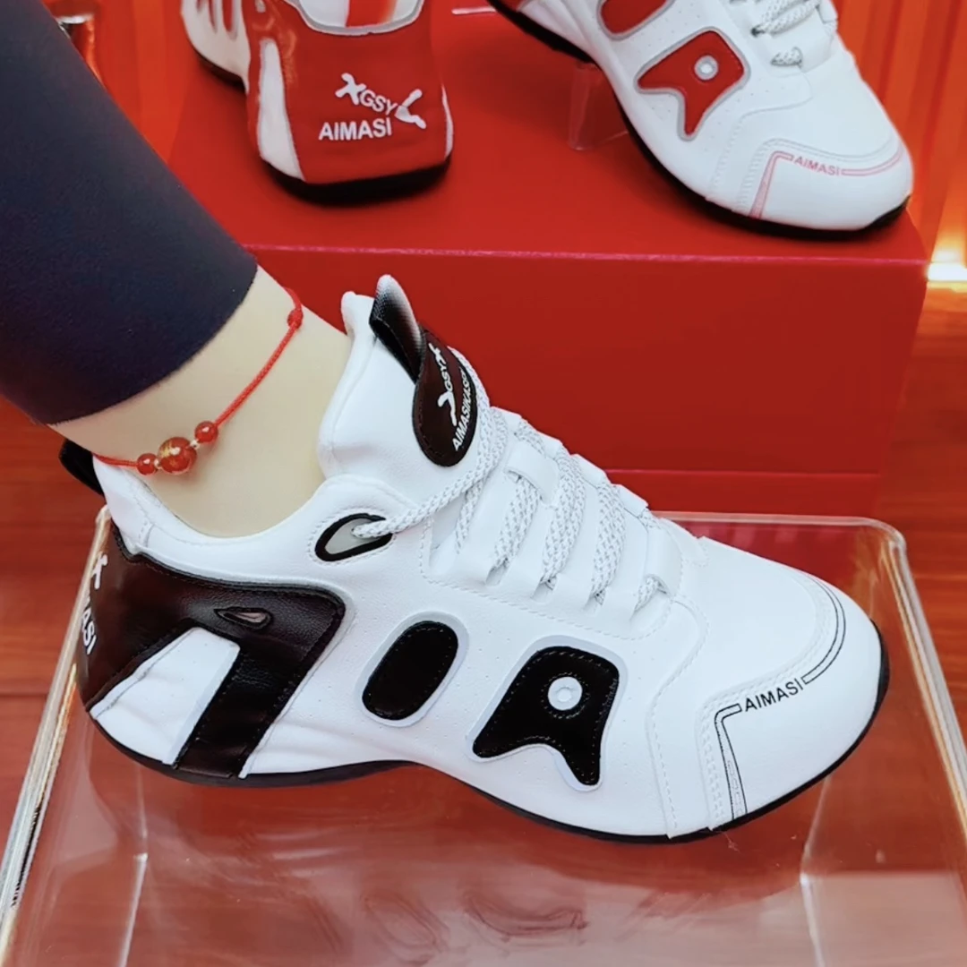 春秋皮面男女款透气中帮休闲鞋软底运动鞋防滑厚底潮鞋8823