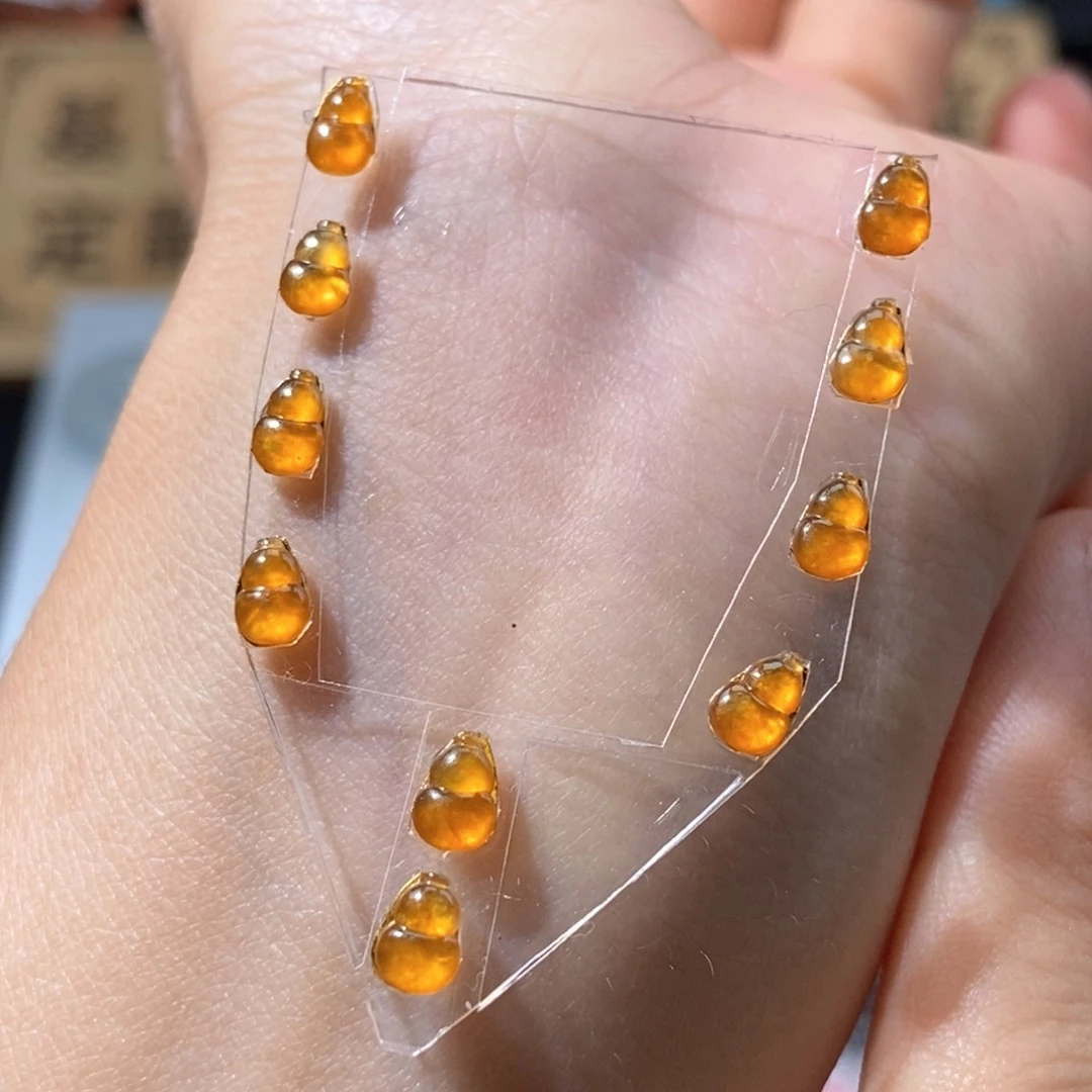 定制翡翠未镶嵌翡翠5.9×4.1×2.1