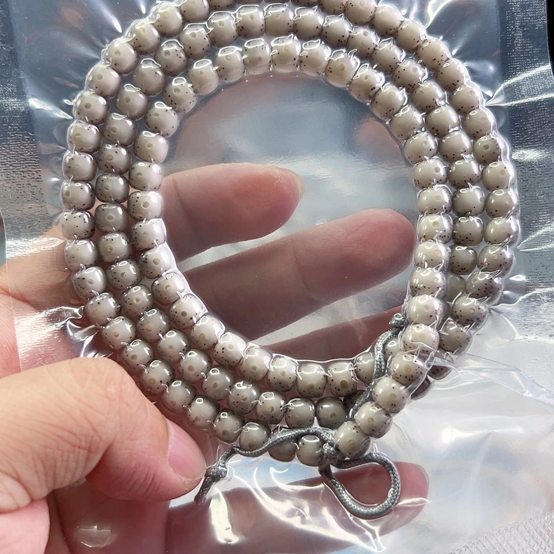 手串星月菩提7*6通体针尖星