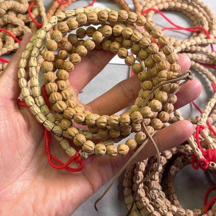 柏香籽/百香籽吊坠红**练