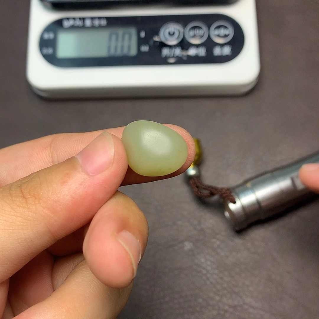 和田玉（糖玉）未镶嵌挂件