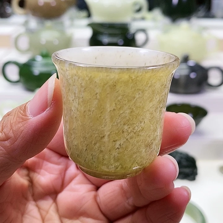 未镶嵌和田玉挂件茶杯30m l