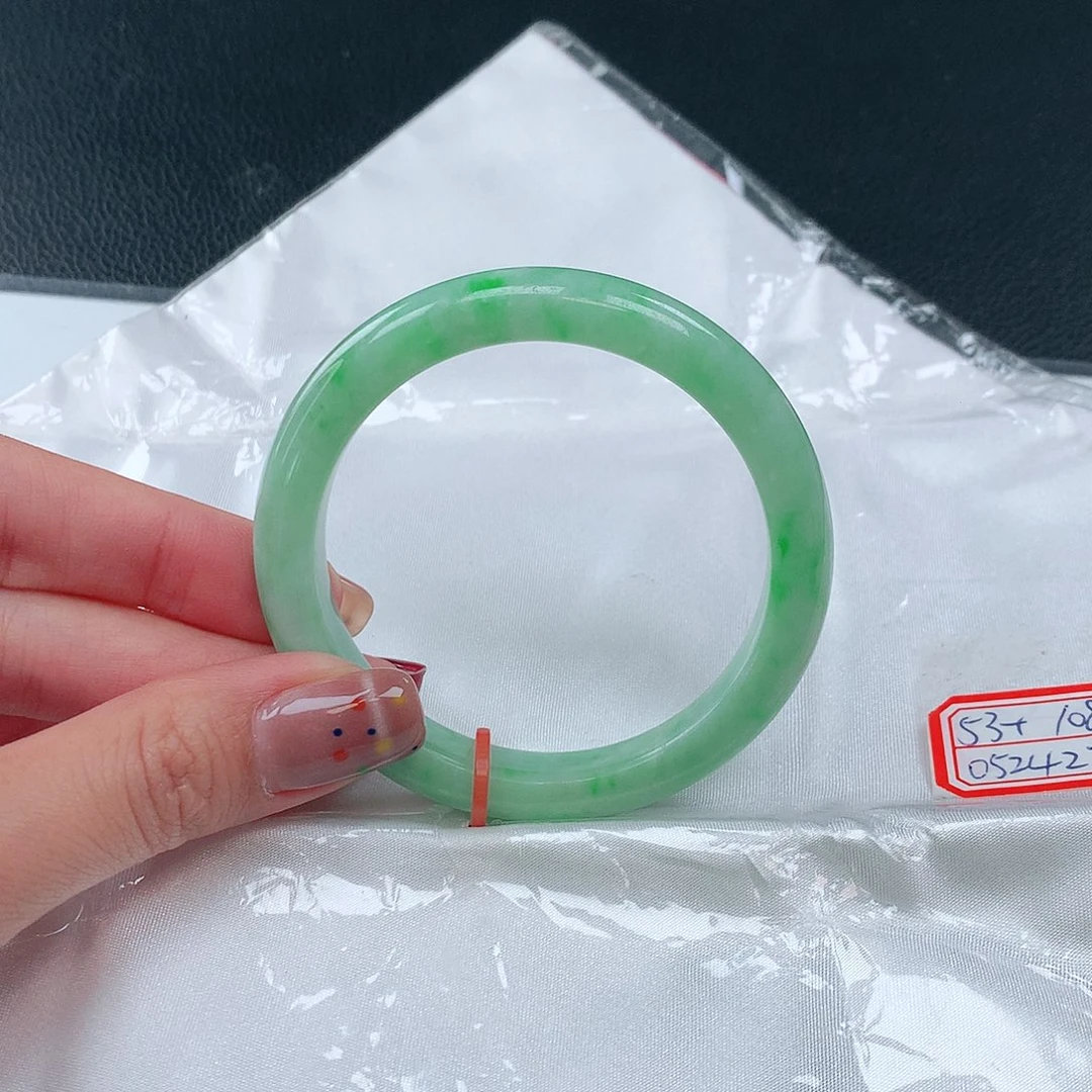 未镶嵌手镯翡翠427