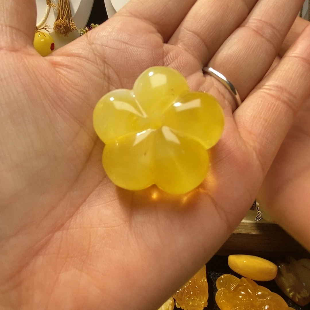 琥珀未镶嵌珠宝奇石