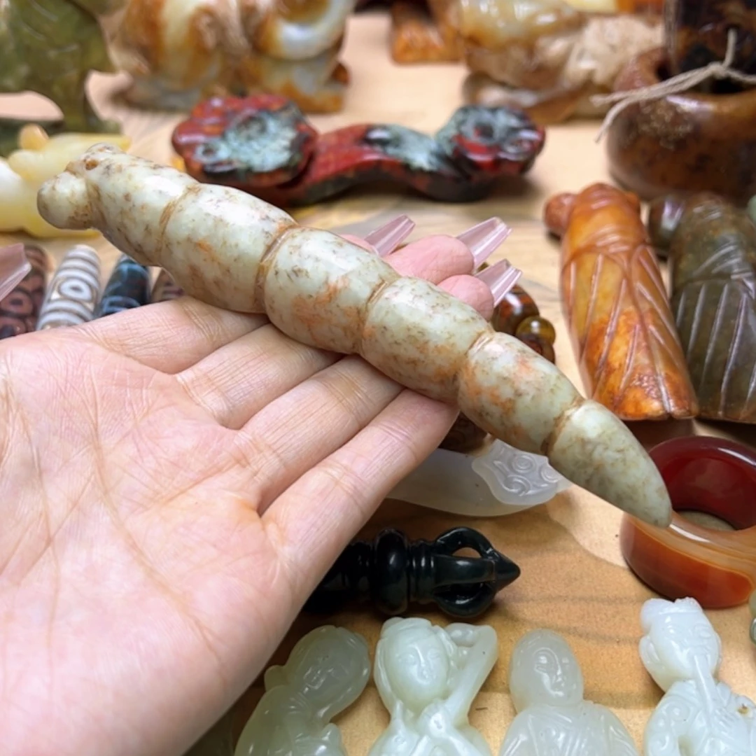 【闪购商品】蛇纹石玉颈饰未镶嵌