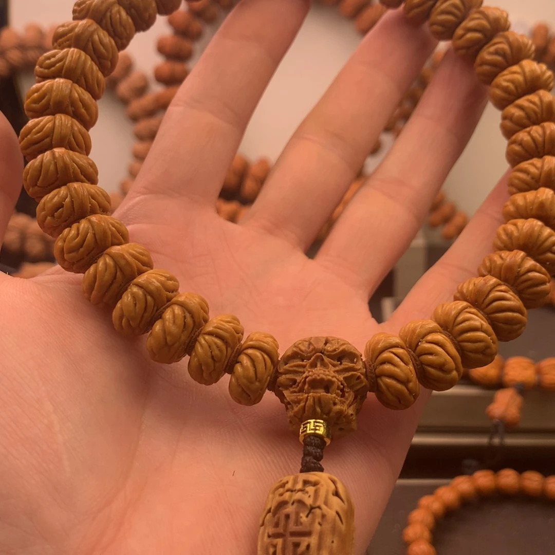 【闪购商品】桃核手串大*15祥云纽扣手持