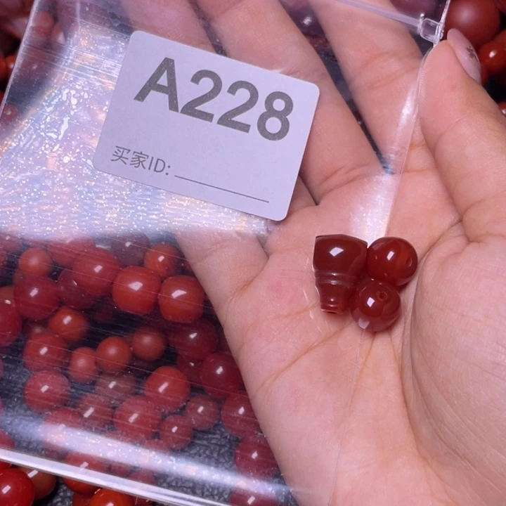 未镶嵌手链南红玛瑙可**?