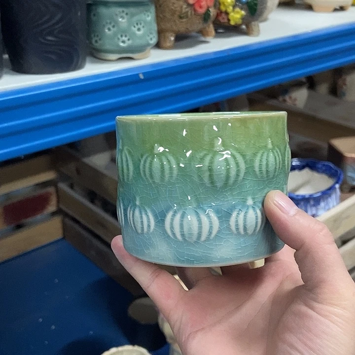 花盆单场满9.9发货9.5×7.5微瑕