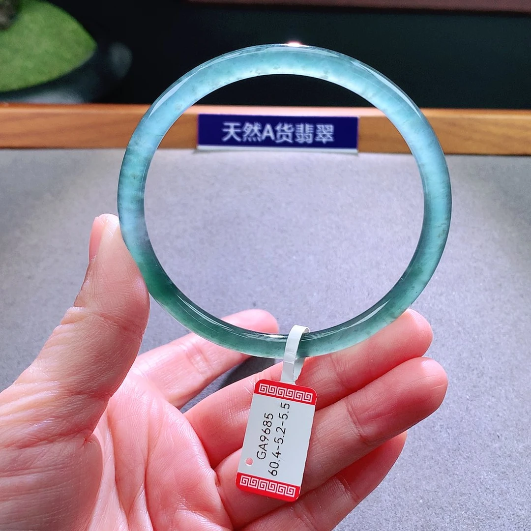 未镶嵌手镯翡翠天然翡翠手镯a货