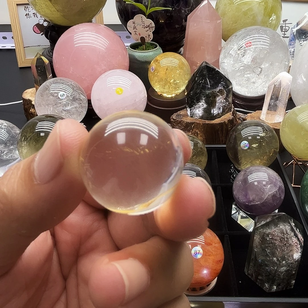 李***N未镶嵌珠宝半成品水晶