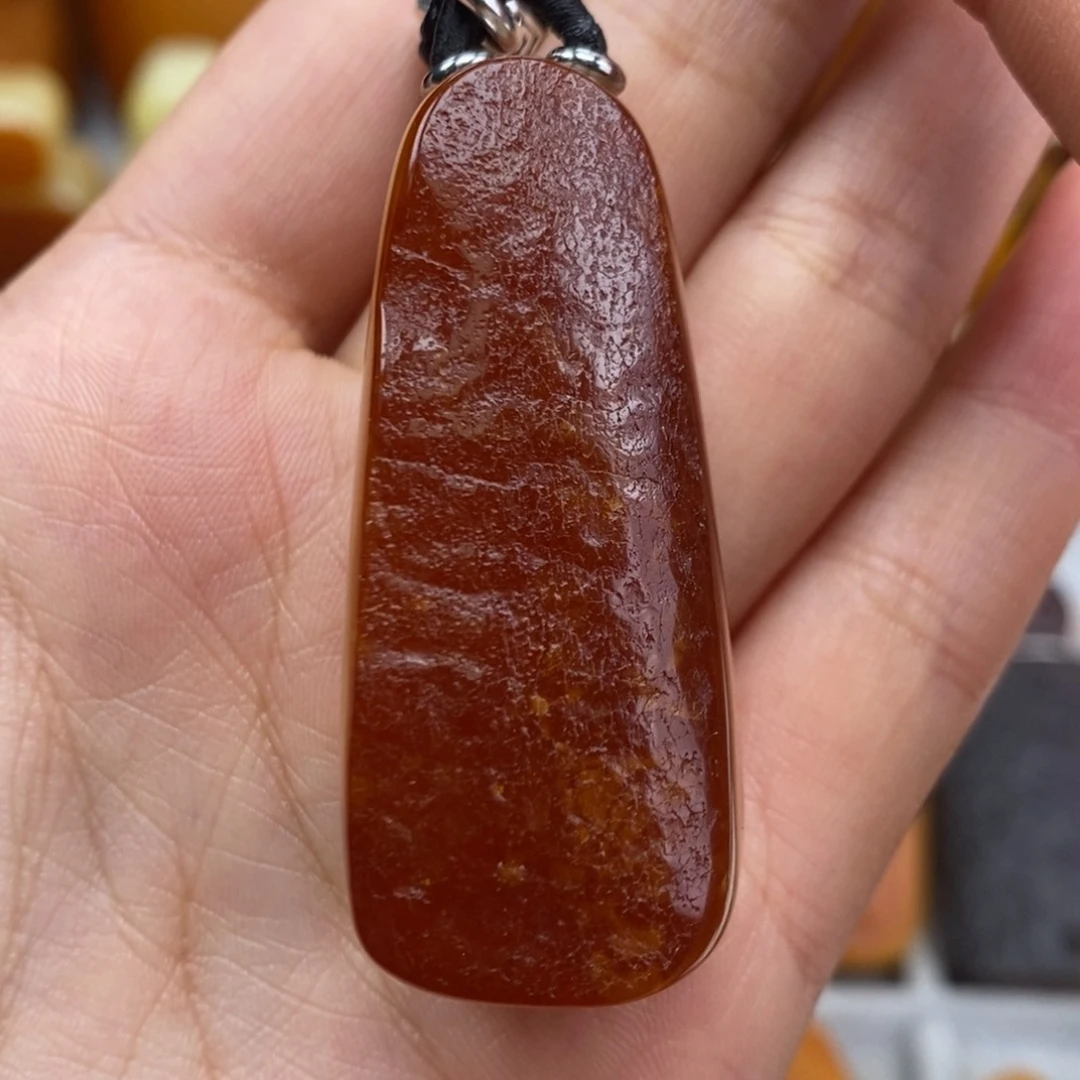 琥珀吊坠(赠链)未镶嵌