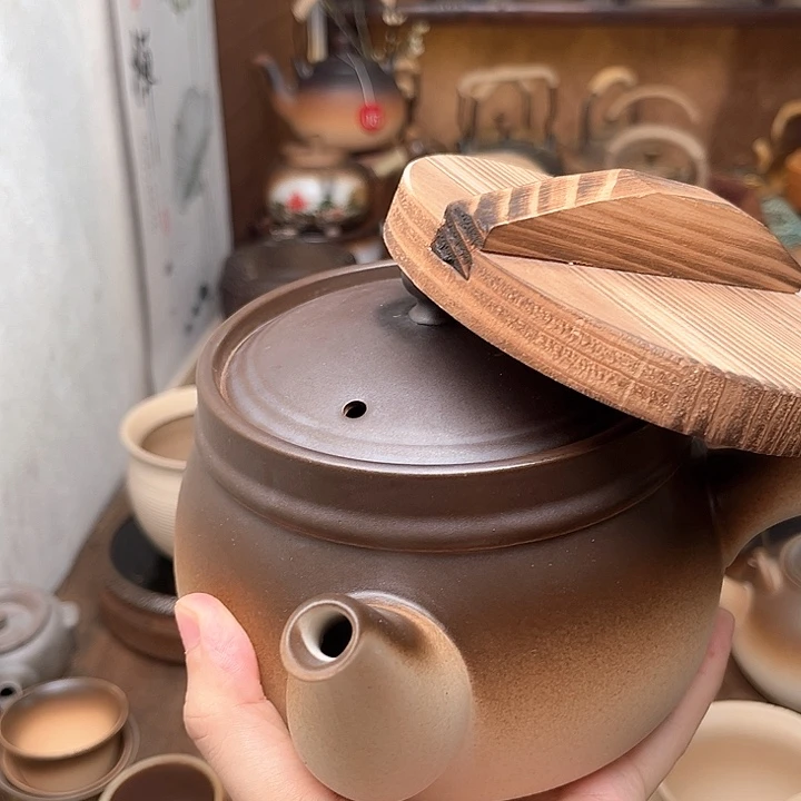 木盖子加大号侧壶一个。。。。。