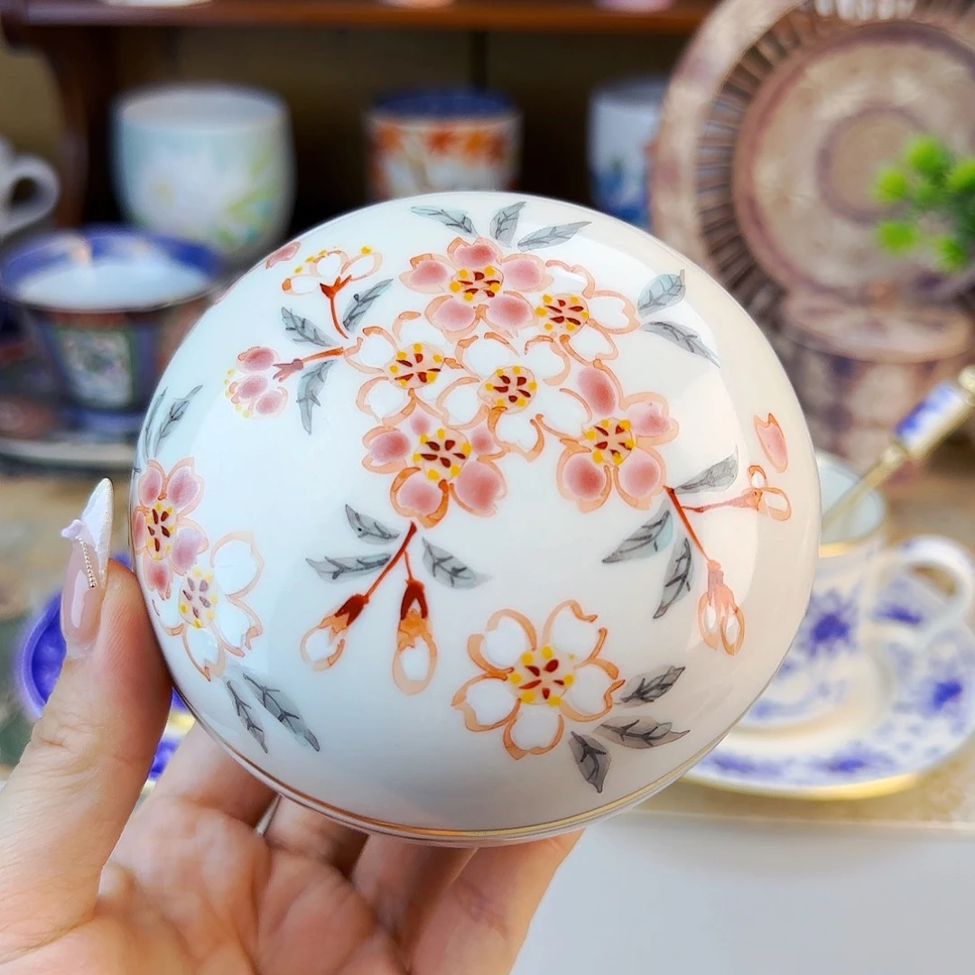 秀***子它家陶瓷真是太好看了！2