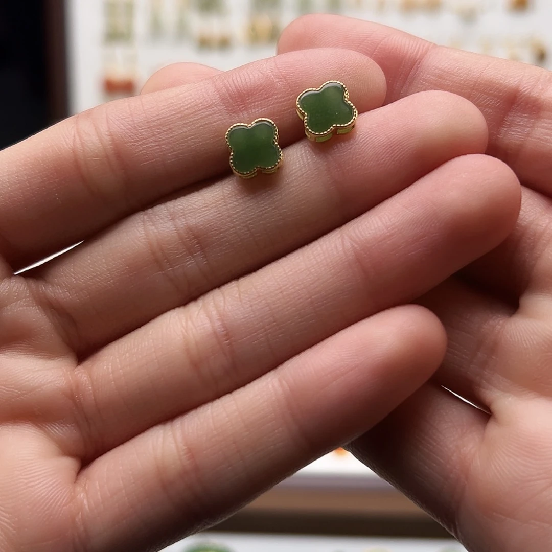 银S925镀金镶嵌和田玉耳饰