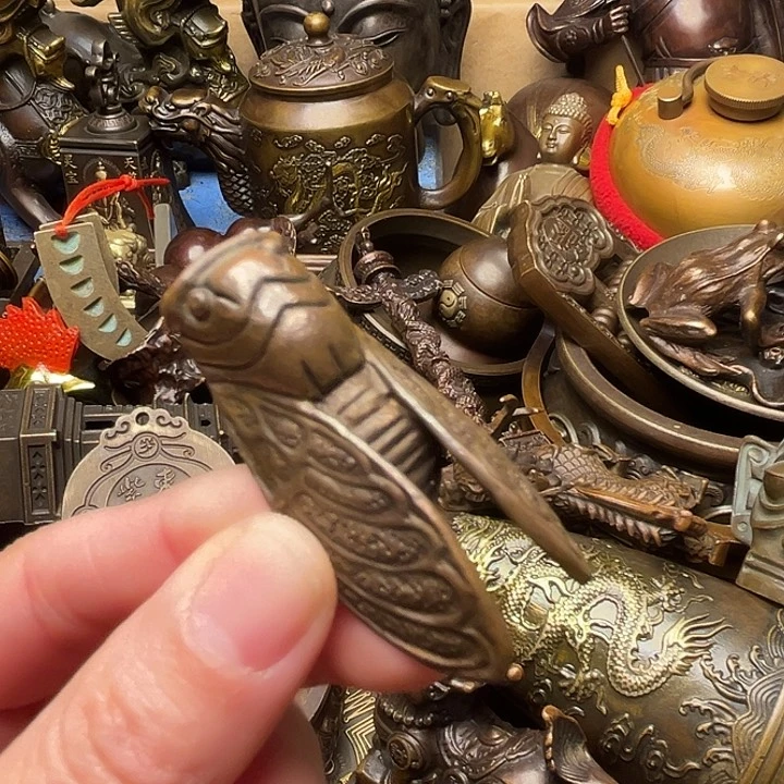 精美铜器批发档口