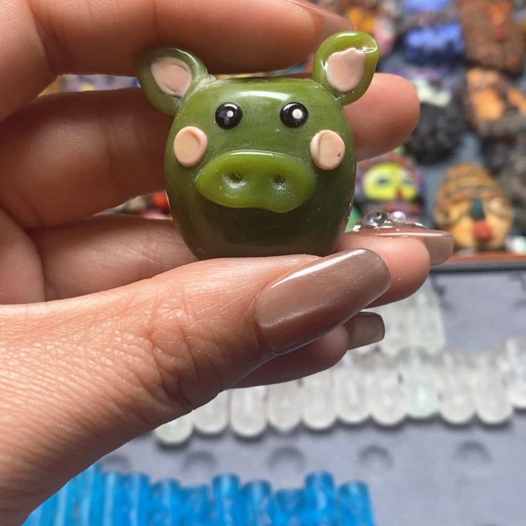 琉璃颈饰印度尼西亚小猪