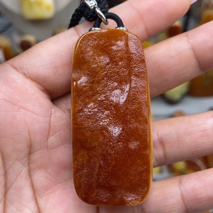 【闪购商品】琥珀颈饰未镶嵌