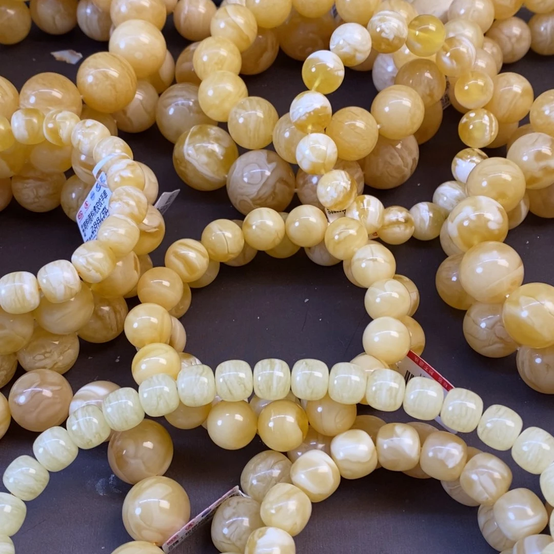 蜜蜡未镶嵌珠宝奇石