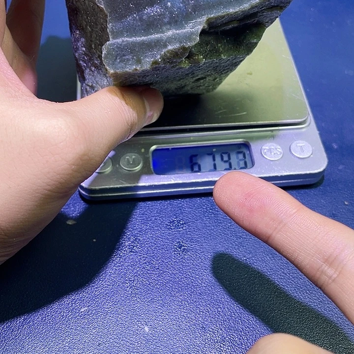 未镶嵌和田玉（糖玉）珠宝半成品