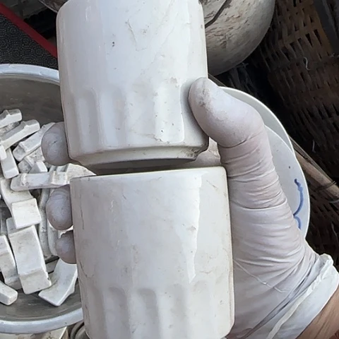 瓷片国营厂库存微瑕2个