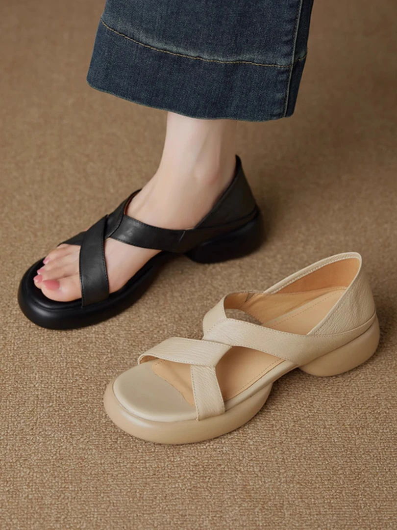 巨柔软~ 法式软皮交叉带露趾凉鞋女2025夏外穿可踩跟厚底罗马凉拖