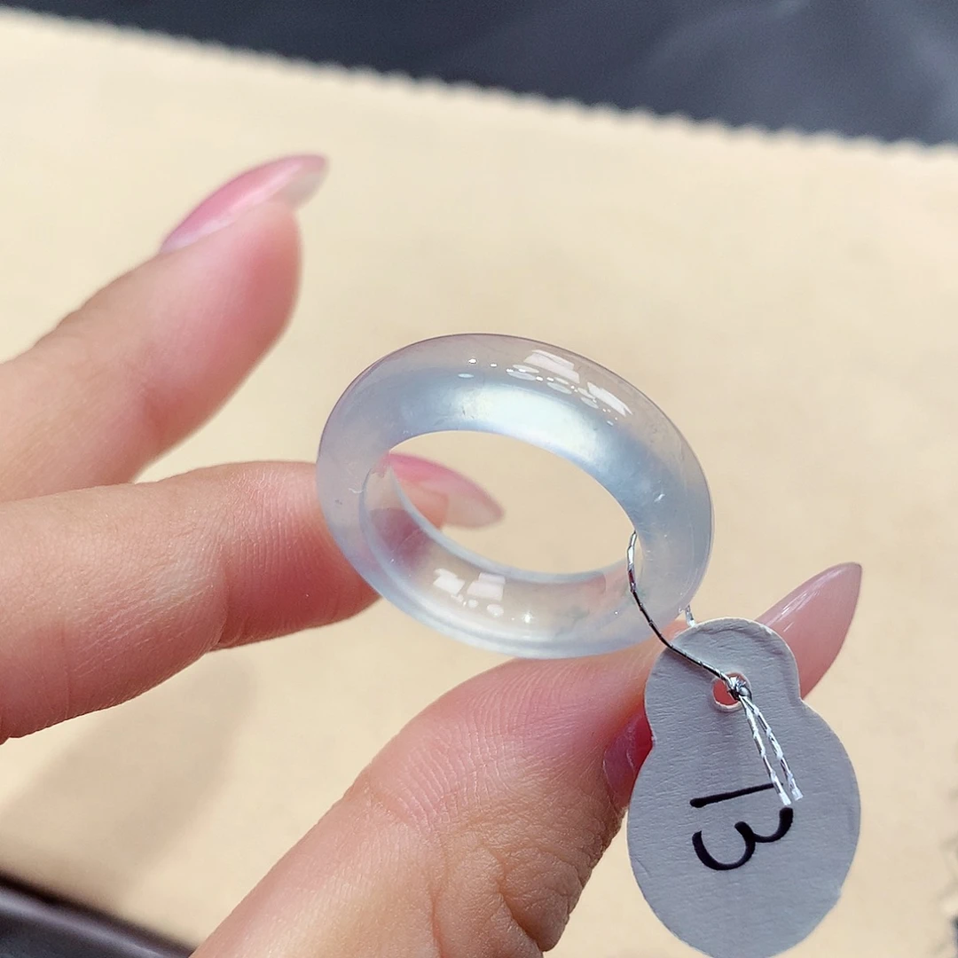 翡翠未镶嵌戒指翡翠