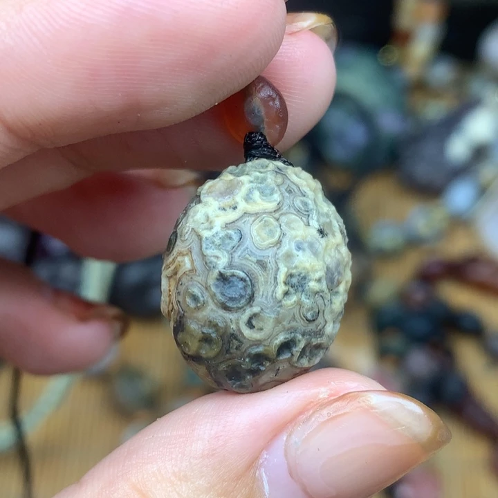 玛瑙/玉髓未镶嵌珠宝半成品