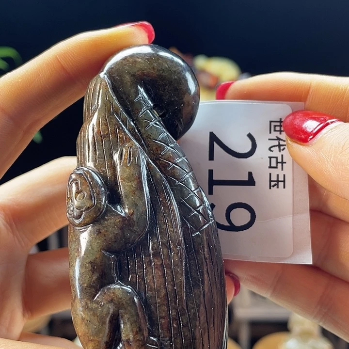 和田玉（糖玉）未镶嵌挂件