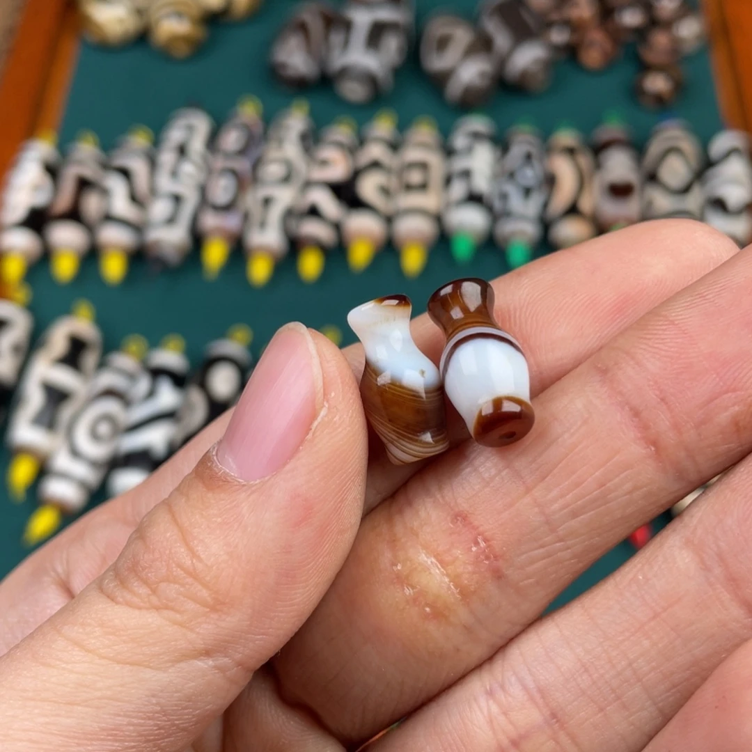 玛瑙/玉髓裸珠宝瓶