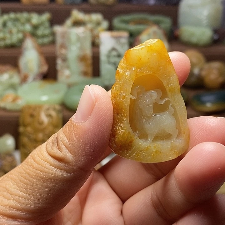 岫岩河磨玉（透闪石质玉）未镶嵌颈饰