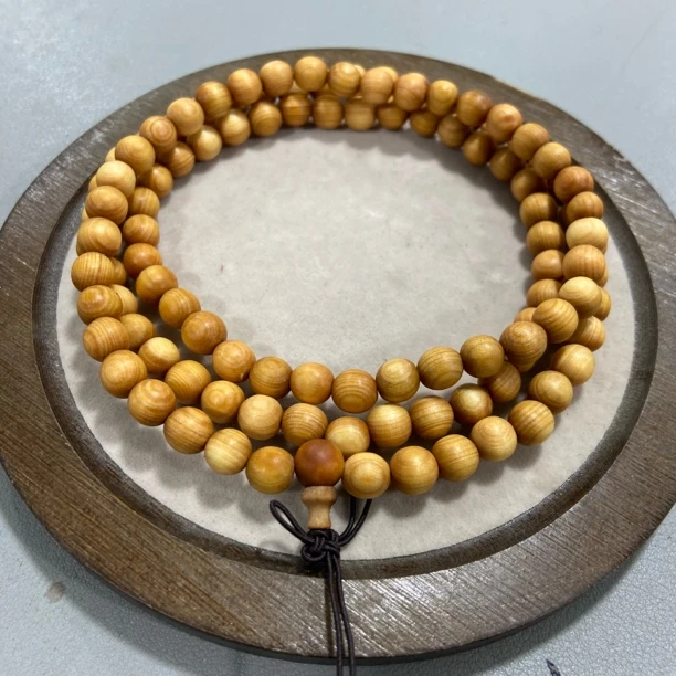 B795崖柏卡0.8多圈手串