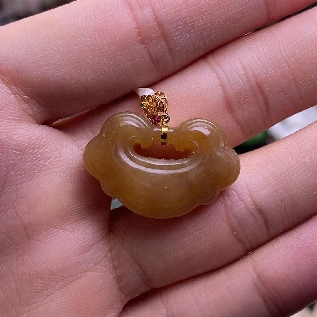 未镶嵌手镯和田玉糖玉金镶如意锁