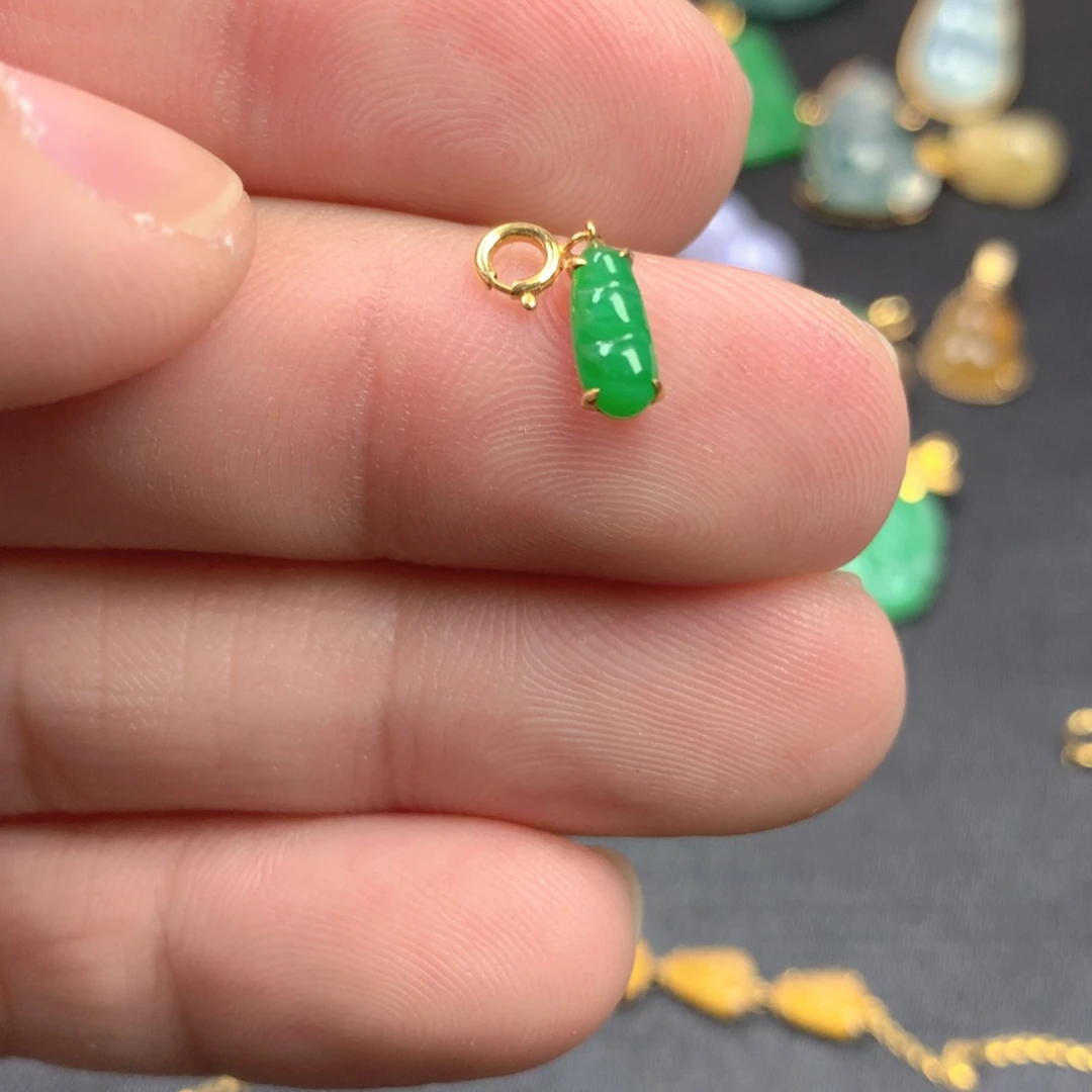 【闪购商品】颈饰18K金镶嵌翡翠翡翠